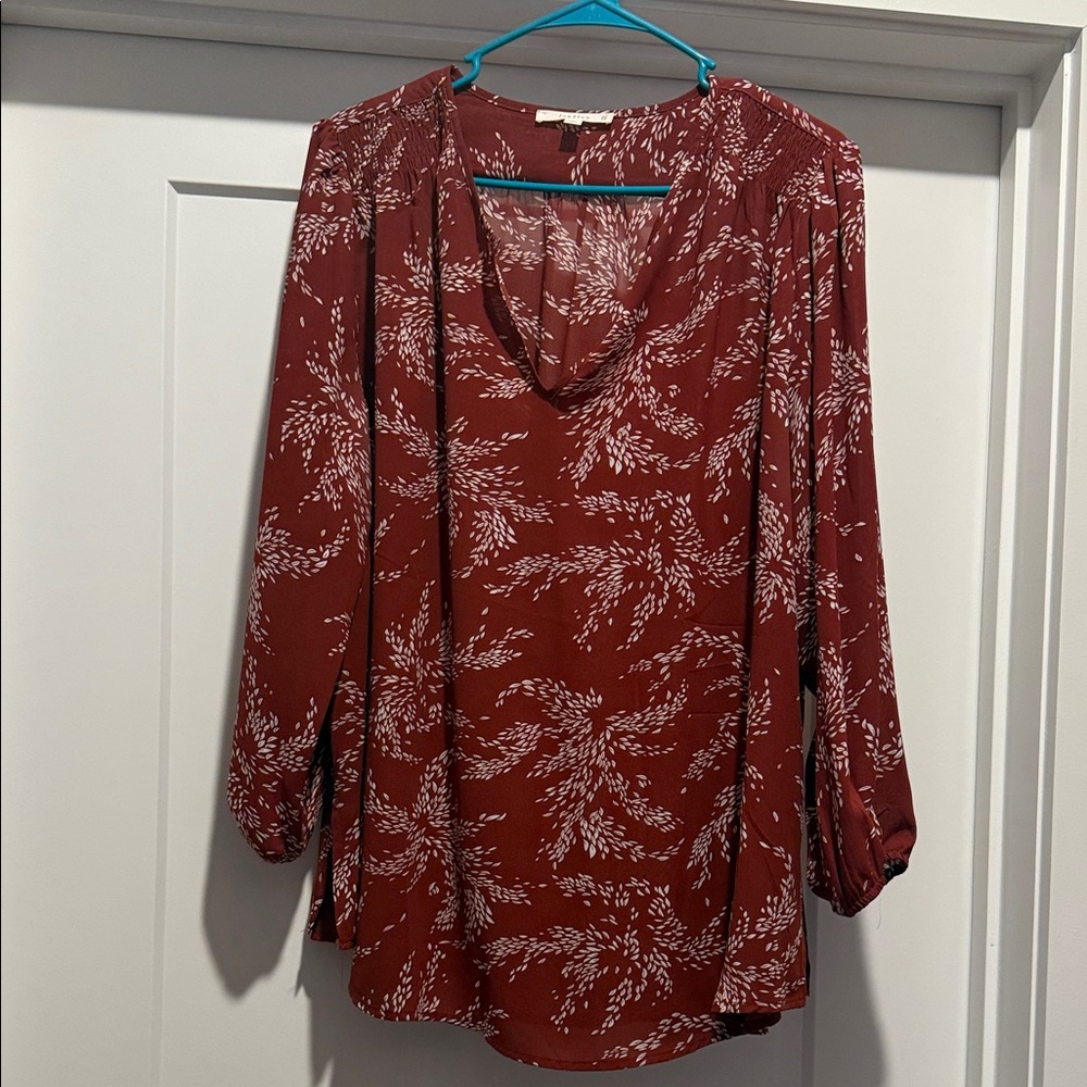 Fun 2 Fun Maroon and White Patterned Blouse